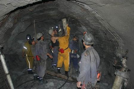 原阳工程爆破中的危险因素分析以及应对工程爆破危险的措施